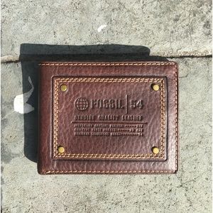 Fossil wallet